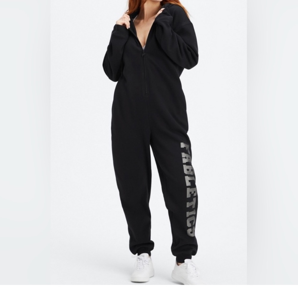 Fabletics Black The Forever Fleece Hooded Onesie Size L comfort Cabin Ski Winter